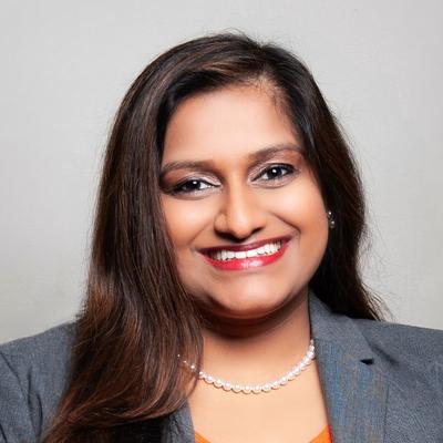 Maria Ionescu - Jurnalist Senior